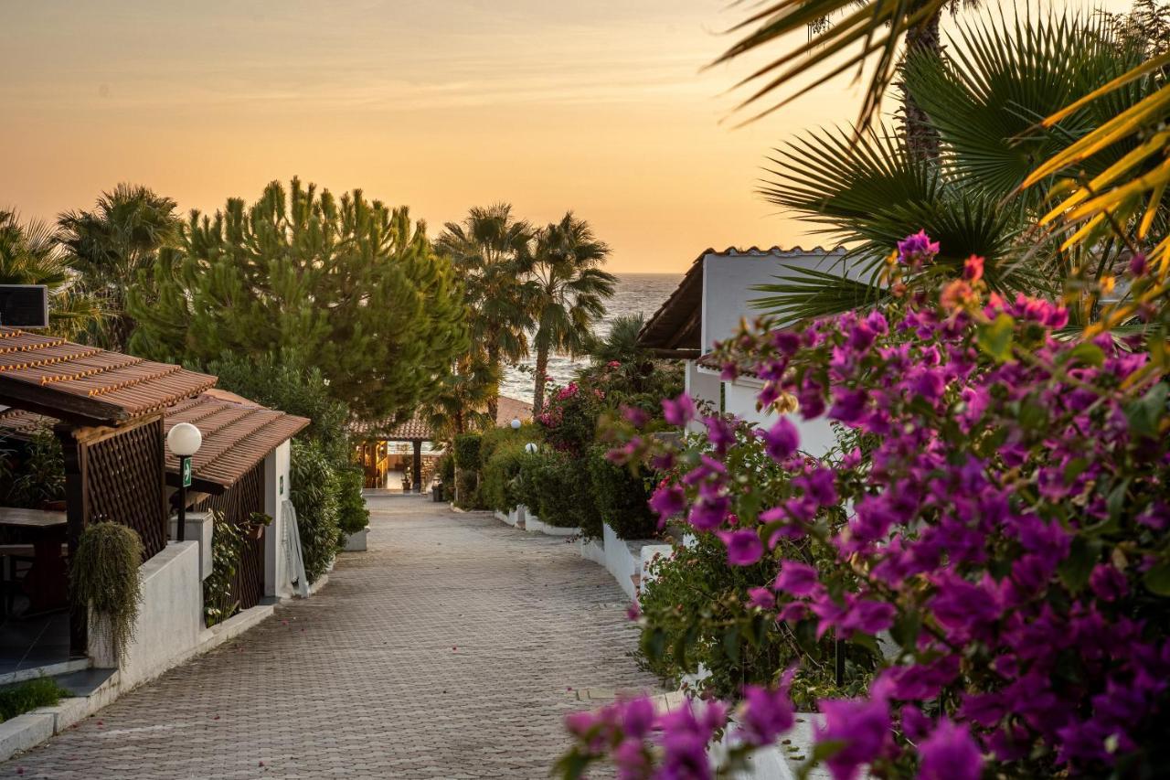 Villaggio Baia D'Ercole Capo Vaticano Esterno foto