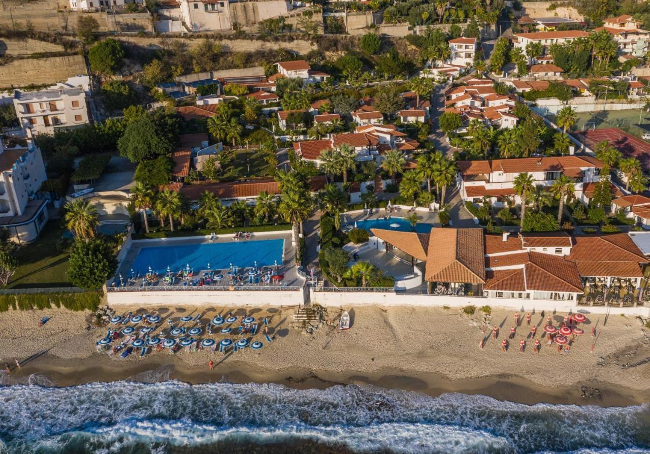 Villaggio Baia D'Ercole Capo Vaticano Esterno foto