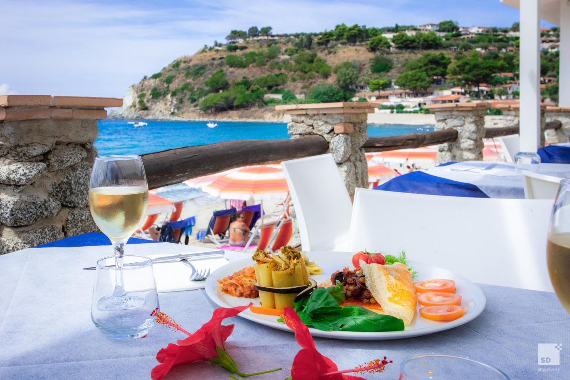 Villaggio Baia D'Ercole Capo Vaticano Esterno foto