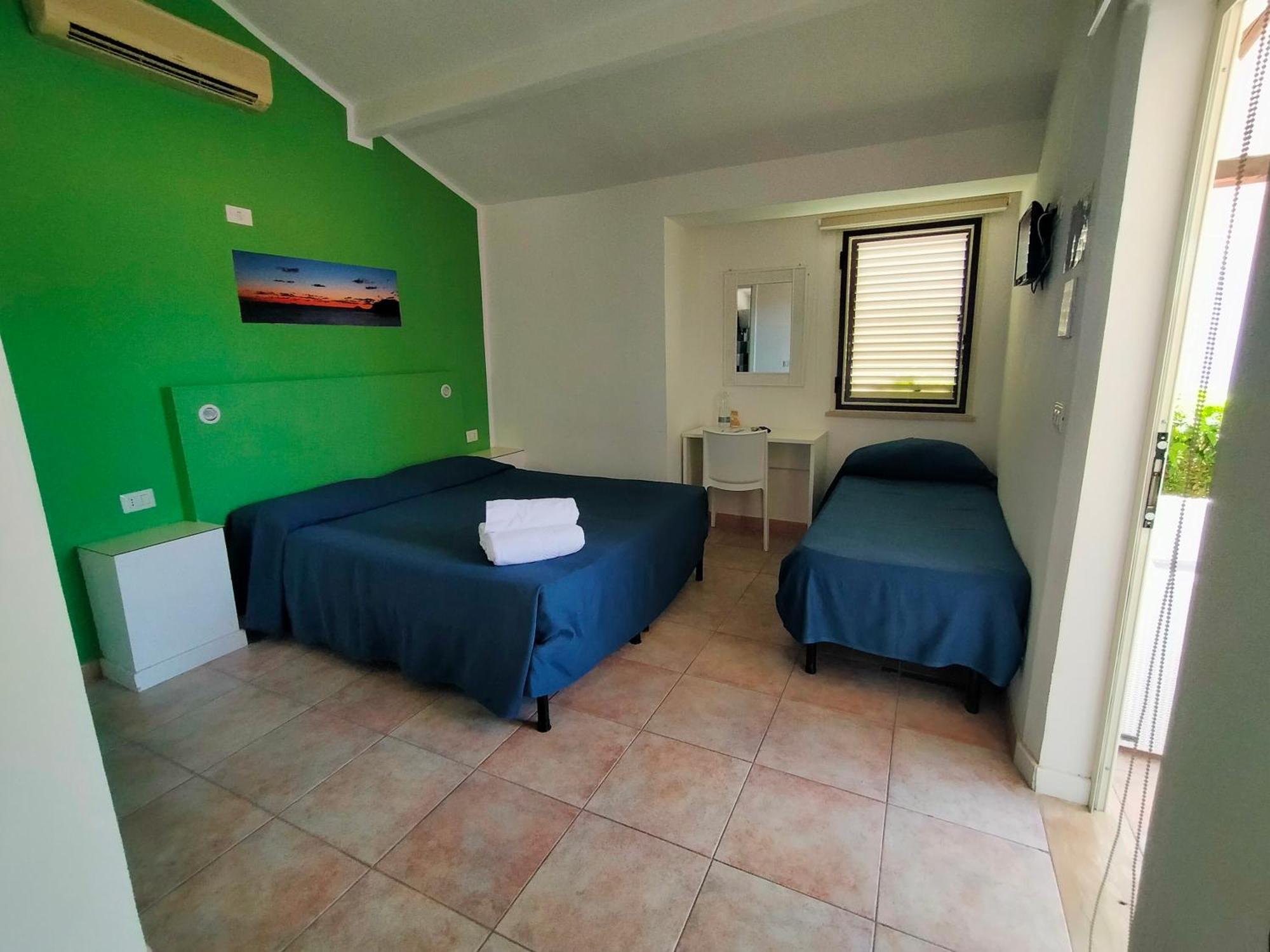 Villaggio Baia D'Ercole Capo Vaticano Esterno foto